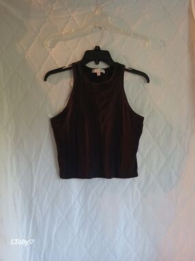 gaze Black Ribbed Cropped Tank